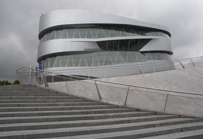 Mercedes-Benz Group AG Mercedes-Benz Museum メルセデス・ベンツグループ メルセデス・ベンツ博物館 |  Projects' CATA-Log